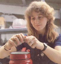 ©1987 Caithness Glass