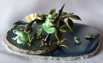 Frogs glass sculpture Duncan Smith 2006